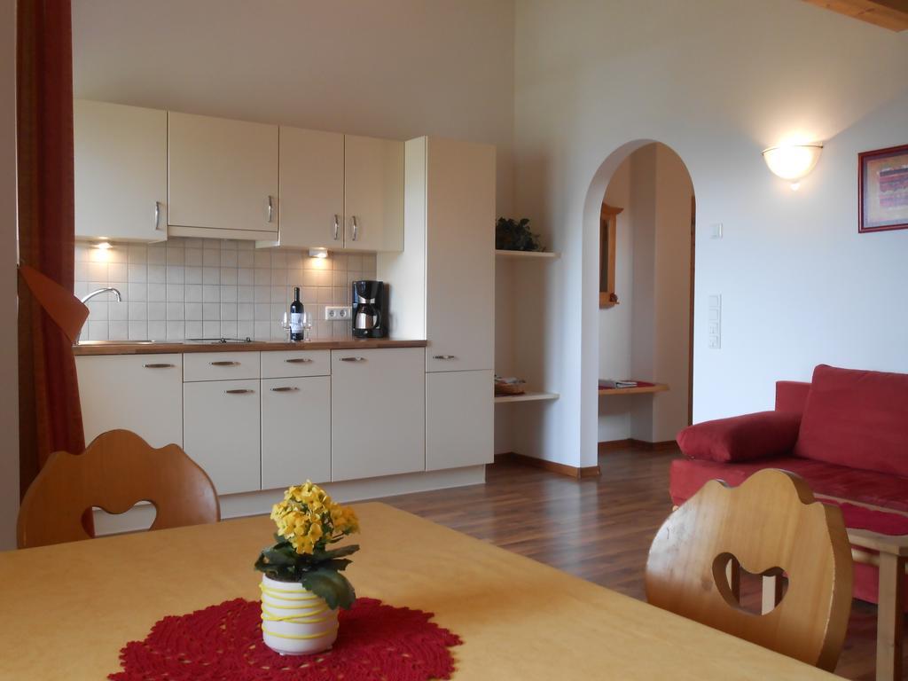 Toerggelehof Apartment Lagundo Phòng bức ảnh